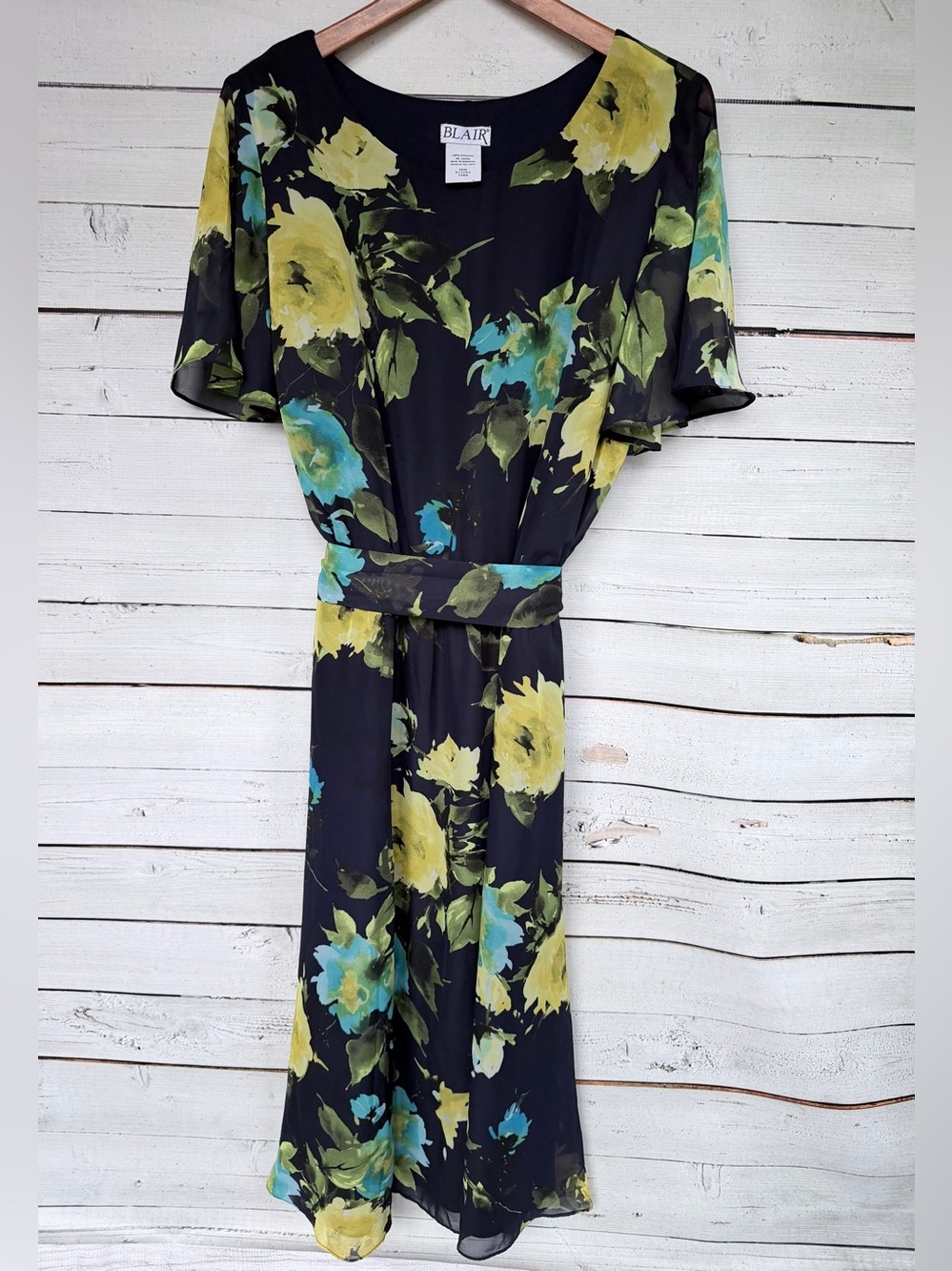 Blair Floral Print Scoop Neck Flutter Sleeve Belted Midi Dress Size 18W